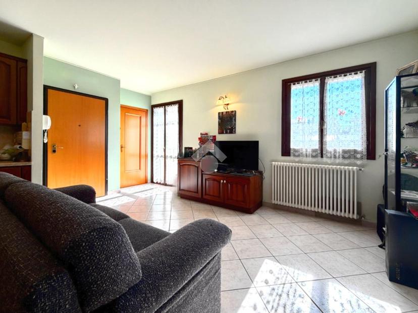 Bilocale in Viale Roma 31, Novellara — foto 2 di 5