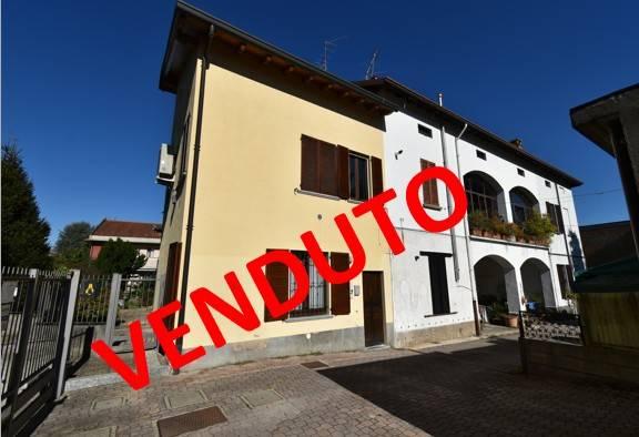 Bilocale in Via Matteotti 49, Bernareggio — foto 3 di 5