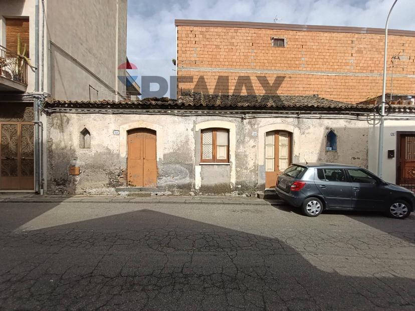 Casa indipendente in Via Quarta Retta di Ponente 32, Belpasso — foto 2 di 5