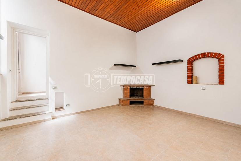 Bilocale in Viale Mazzini 51, Abbiategrasso