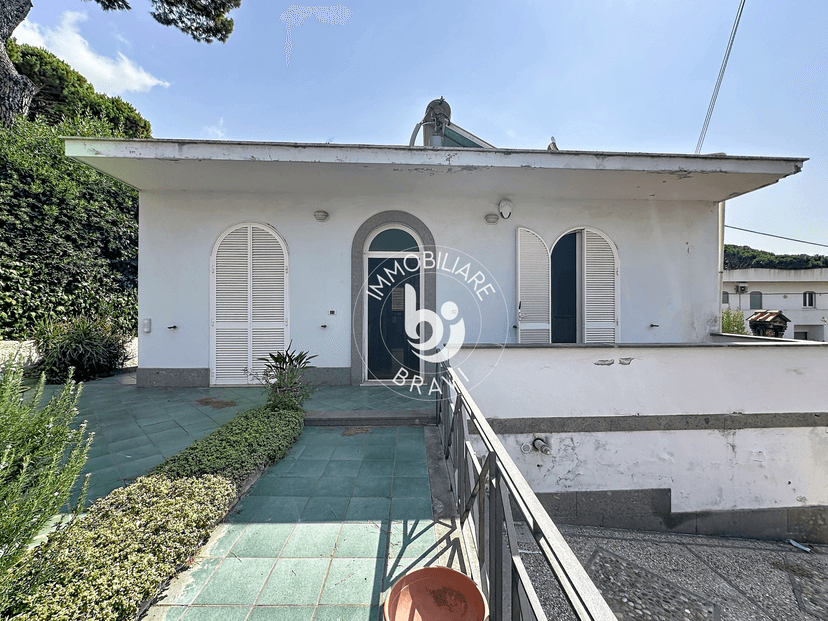 Villa unifamiliare in Via Tiziano, Santa Marinella — foto 4 di 5