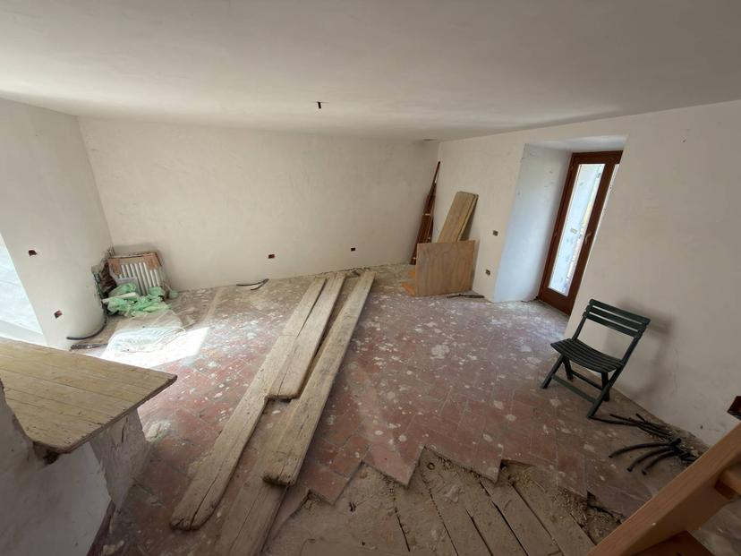 Casa indipendente in Frazione Albacina 273, Fabriano — foto 3 di 5
