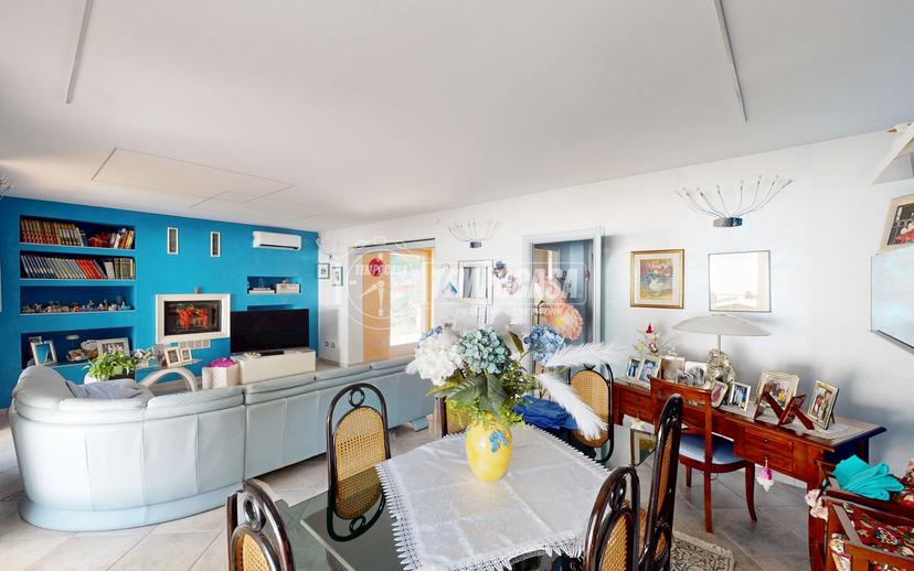 Casa indipendente in Via Le Grazie, Recanati — foto 2 di 5