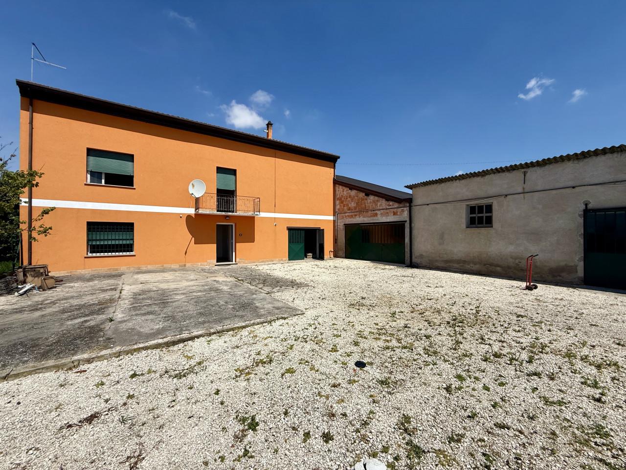 Casa indipendente in Via dei Mori, 46, Cerea