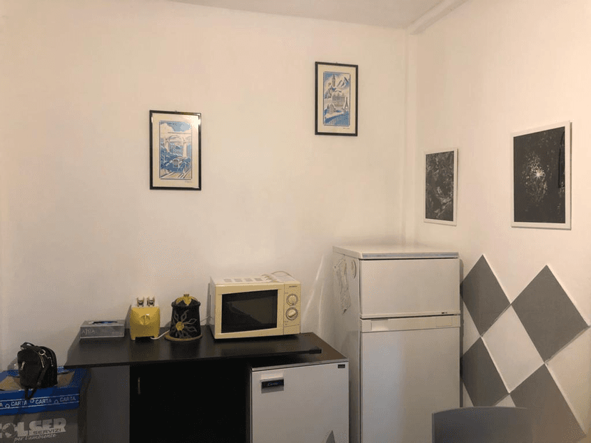 Stanza in appartamento in Via Triulziana, San Donato Milanese