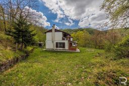 Rustico in Via Provinciale, Careggine