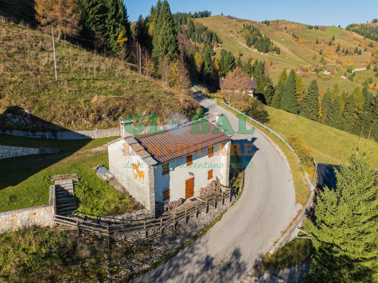 Casa indipendente in Località Valmaron 1, Enego