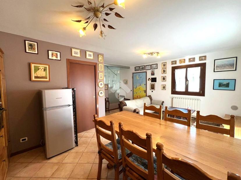 Villa a schiera in Via San Michele, Pisogne — foto 2 di 5