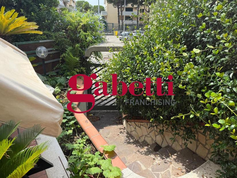 Villa a schiera in Via De Cillis 1, Caserta — foto 2 di 5