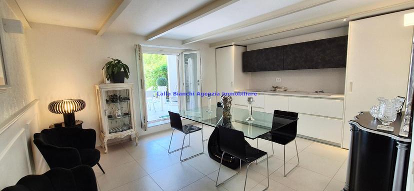 Villa unifamiliare in Piazzale Giosuè Carducci, Pesaro — foto 5 di 5