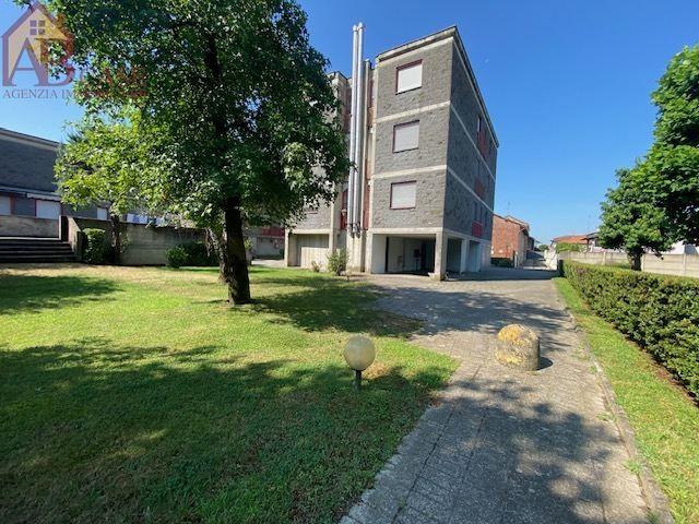 Bilocale in Via Mazzini 8, Gambolò
