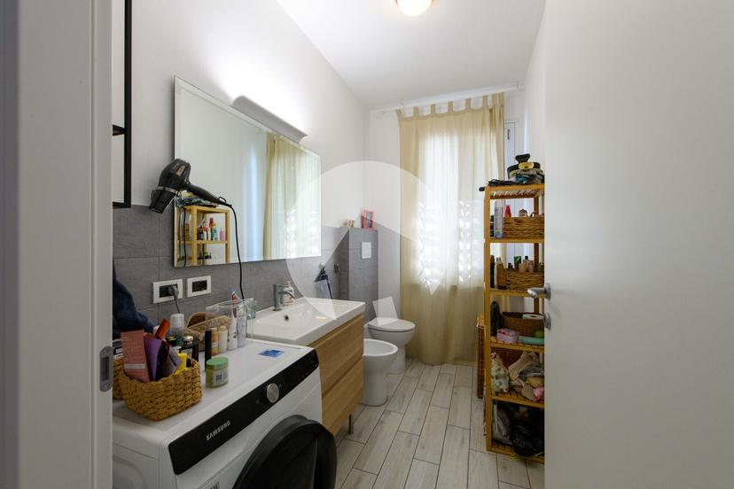 Villa a schiera in Via Martiri della Bettola 51/24, Reggio nell'Emilia — foto 3 di 5