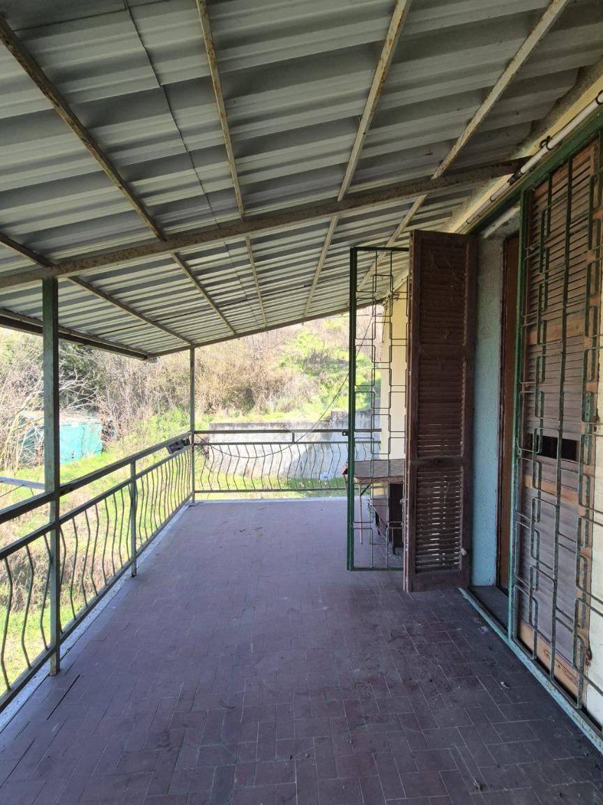 Casa indipendente in Località Quartino 35, Melazzo