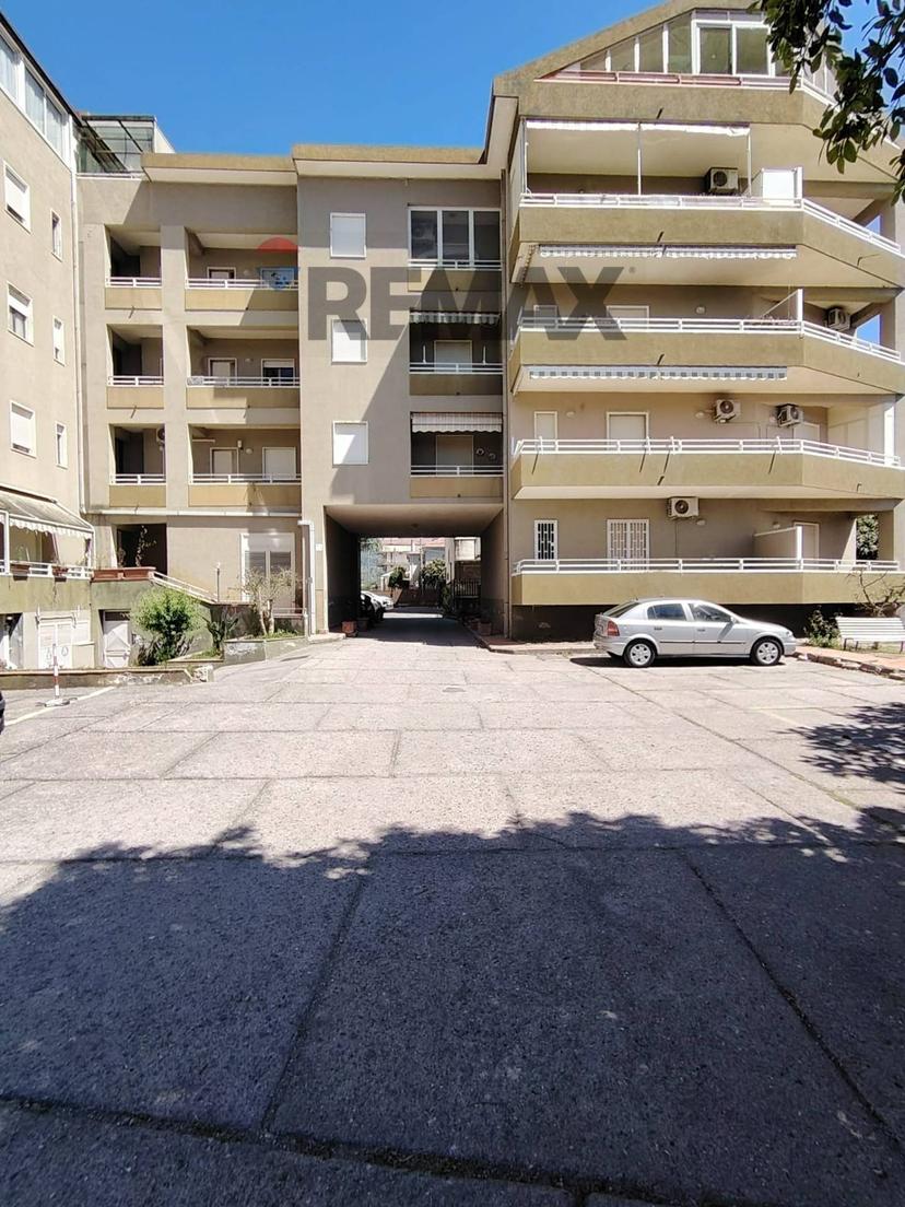 Trilocale in Via Garibaldi 224, Calatabiano — foto 3 di 5