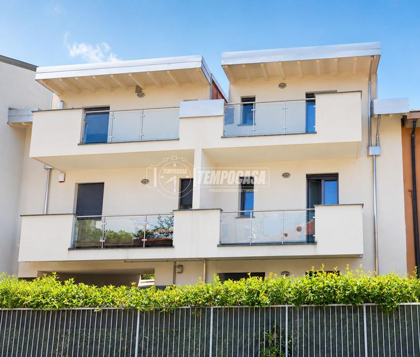 Trilocale in Via Magenta 43, Muggiò — foto 4 di 4