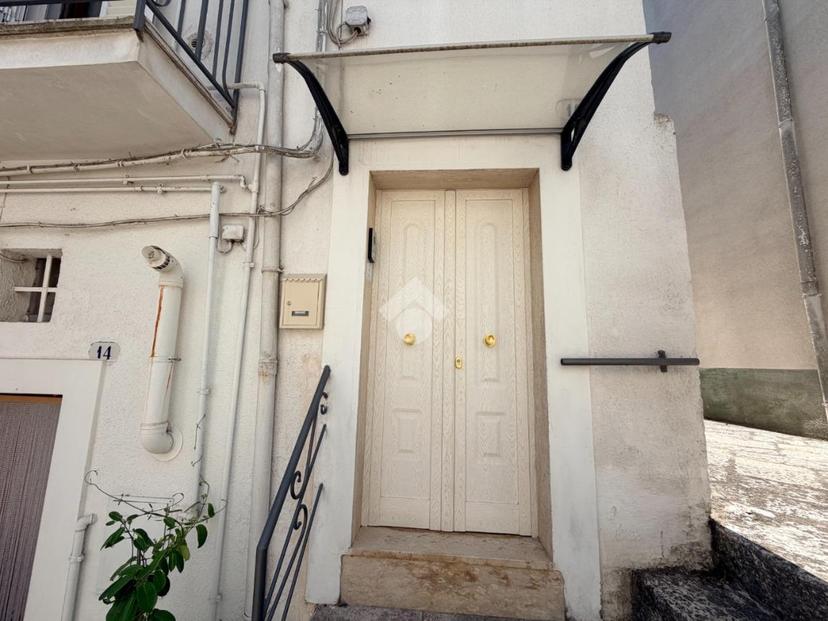 Casa indipendente in Vico I Cappuccini 16, Ceglie Messapica — foto 4 di 5