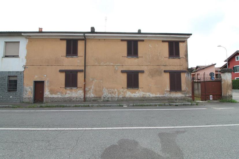 Casa indipendente in Via Damiano Chiesa 85, Marcallo con Casone