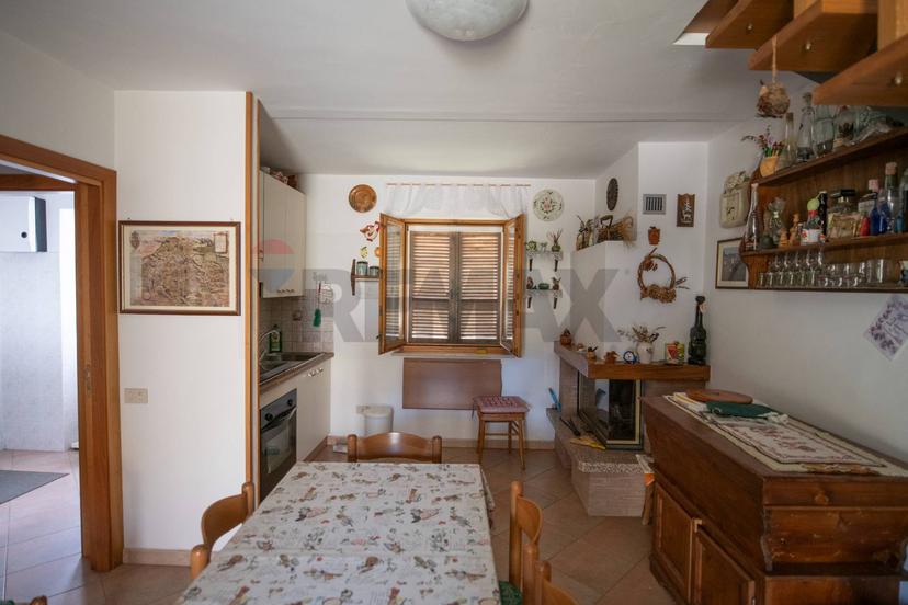 Quadrilocale in Località Santa Croce 18, Arcevia — foto 4 di 5