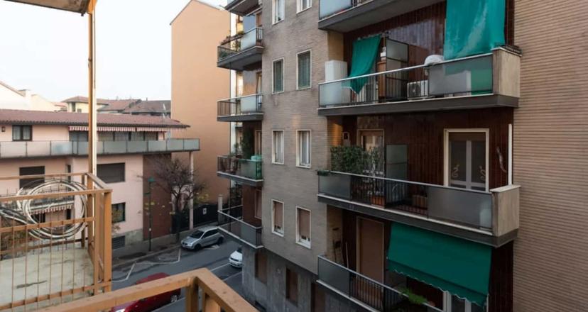 Stanza/Camera in Via Umberto Fogagnolo 110, Sesto San Giovanni