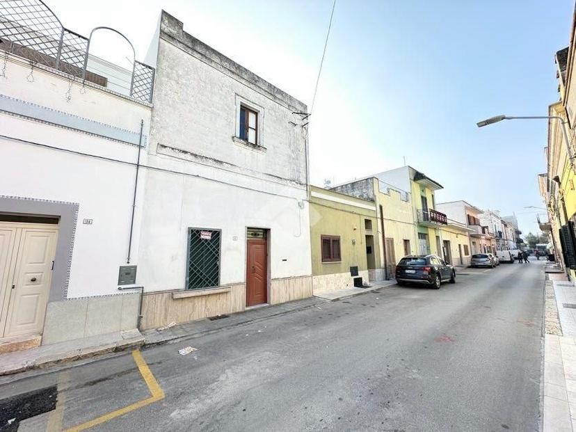 Casa indipendente in Via Poerio Carlo 22, Sava — foto 3 di 5