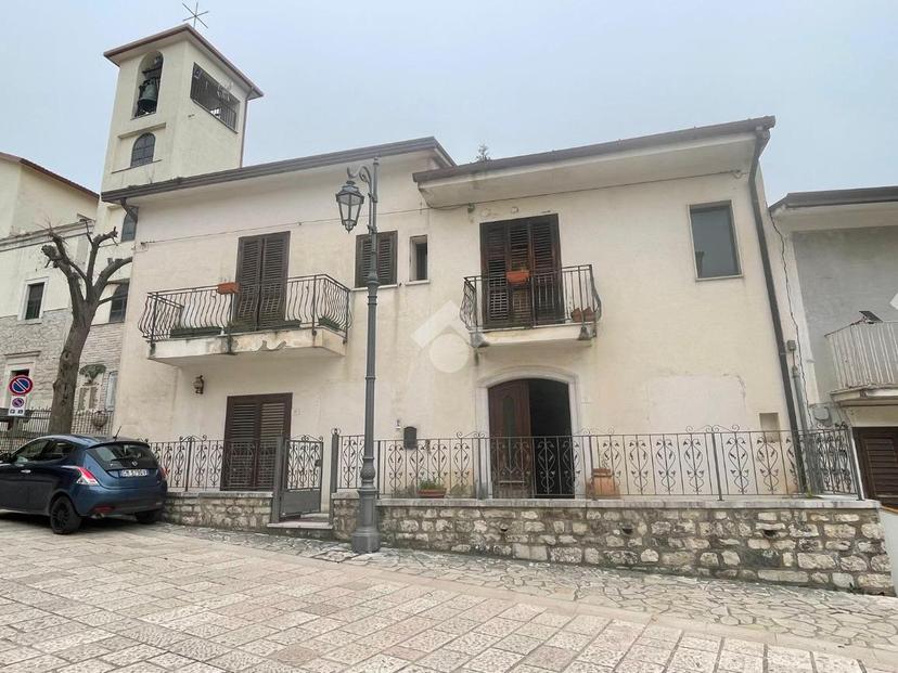 Villa in Strada Statale Tangenziale Ovest, Benevento — foto 3 di 5