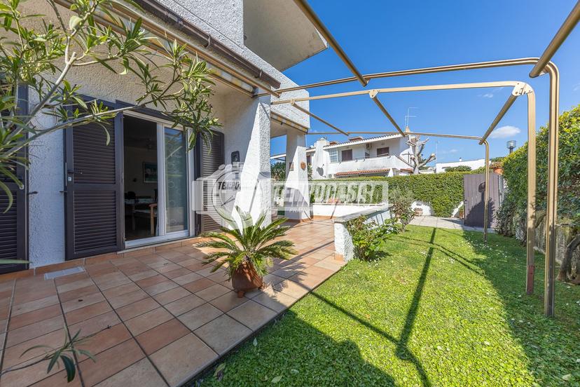 Villa a schiera in Via La Casa Bianca, Cerveteri — foto 3 di 5