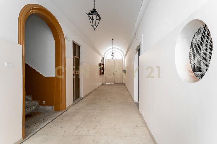 Appartamento in Via Aloi 11, Catania