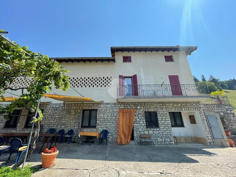 Casa indipendente in Casa Indipendente Via Bratta 2, Vigolo — foto 3 di 5