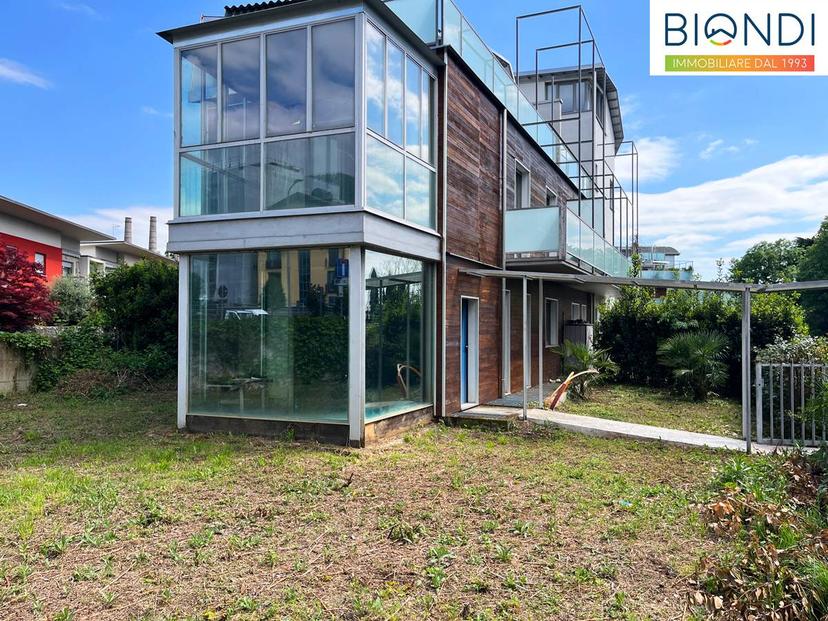 Villa in Via Acerbis, Alzano Lombardo — foto 2 di 5