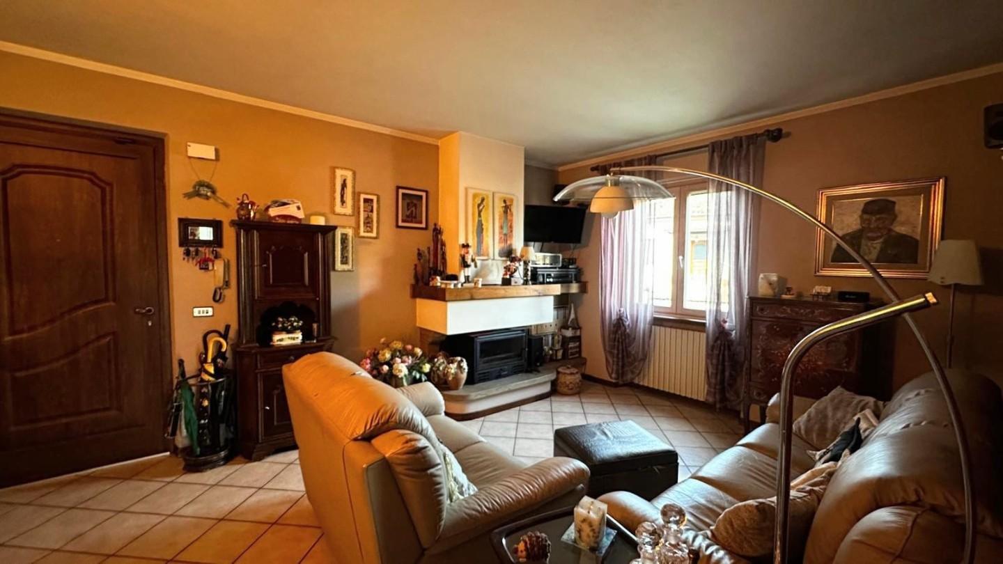 Casa indipendente, Castelnuovo di Garfagnana