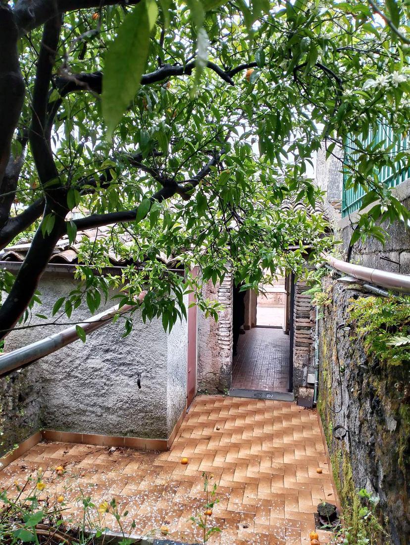Casa indipendente, Aci Sant'Antonio — foto 2 di 5