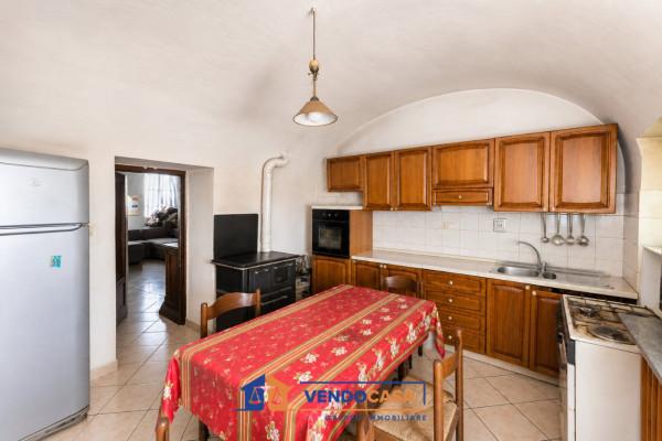 Villa a schiera in Frazione Lucchi 15, Narzole