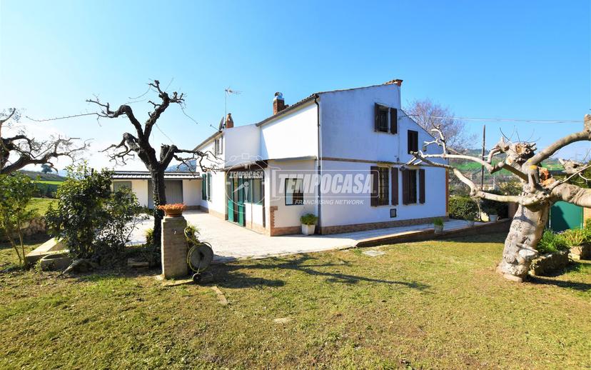 Casa indipendente in Via Gino Nibbi 30, Porto San Giorgio — foto 3 di 5