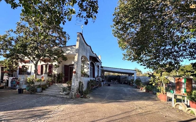 Villa in Via Martiri d'Otranto 3, Soleto — foto 4 di 5