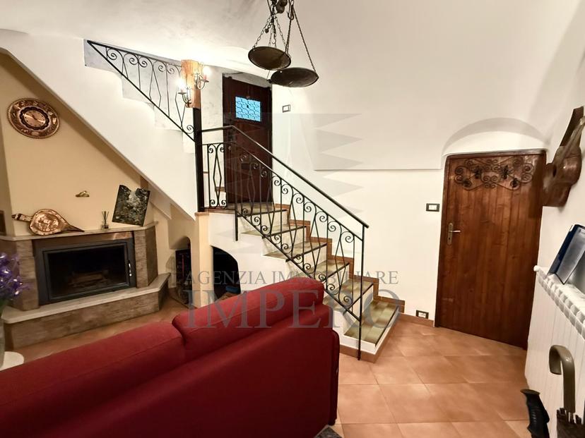 Villa a schiera in Vicolo Carrugetto 16, Pigna — foto 2 di 5