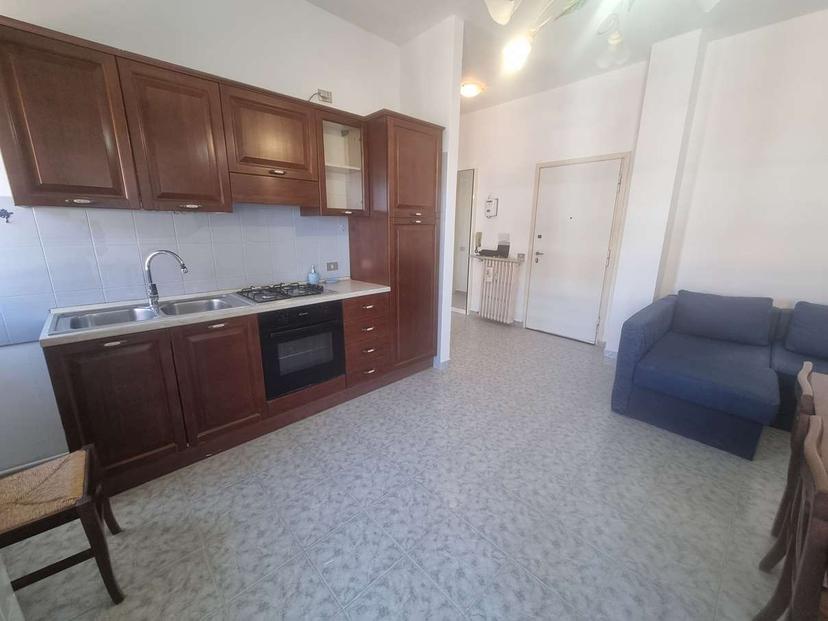 Bilocale in Via Garrone, Senago