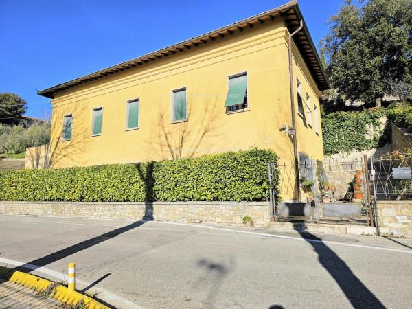 Villa bifamiliare in Zona Semicentrale, Castellina in Chianti