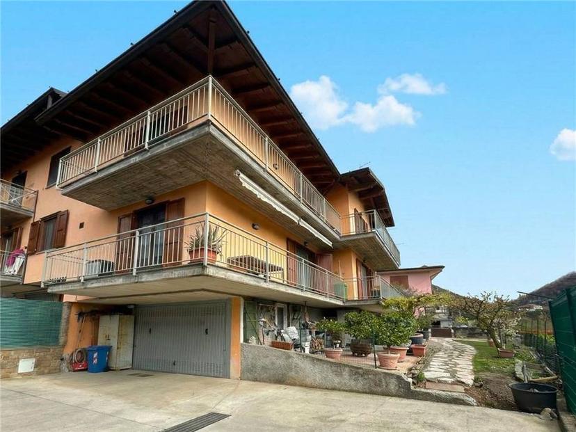 Villa a schiera in Via Pietra, Viadanica — foto 2 di 5