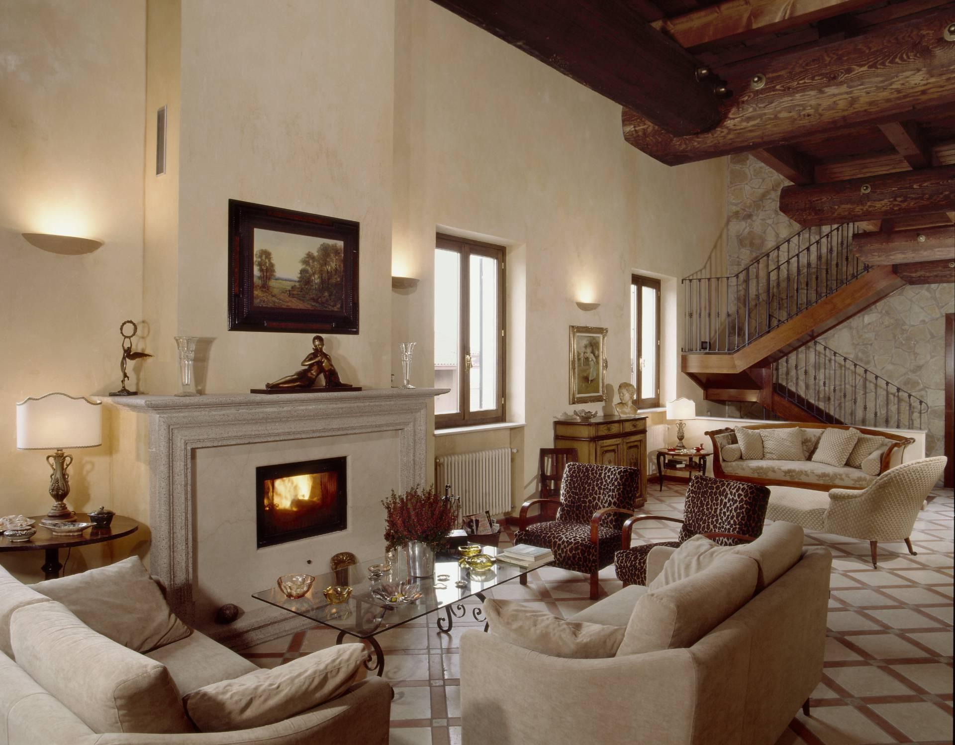 Villa in Via Belvedere 57, Montevecchia