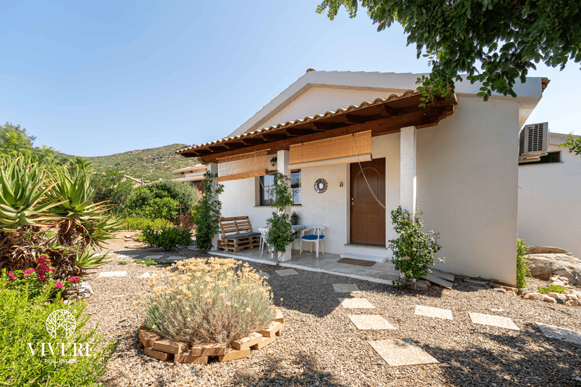 Villa unifamiliare in Via dei Carrubi, Quartu Sant'Elena — foto 4 di 5