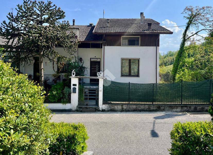 Villa a schiera in Frazione Crocetta 25, Montecalvo Versiggia — foto 4 di 5