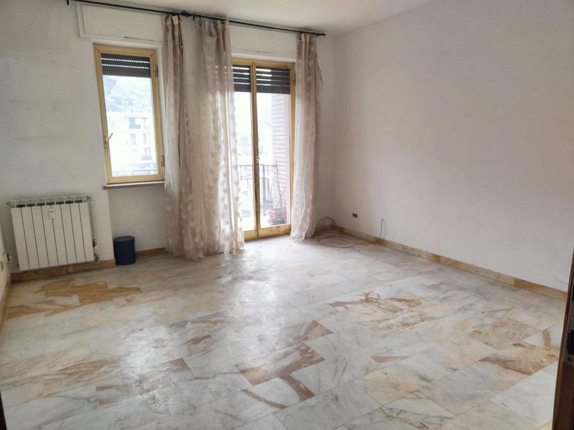 Quadrilocale in Via Abate Gorret 12, Saint-Vincent — foto 2 di 5