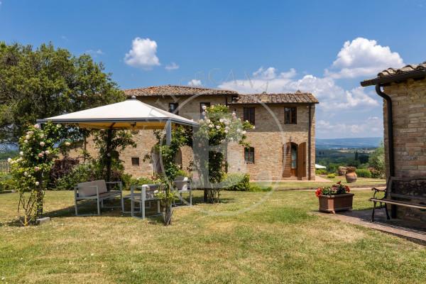Casale, San Gimignano — foto 2 di 5