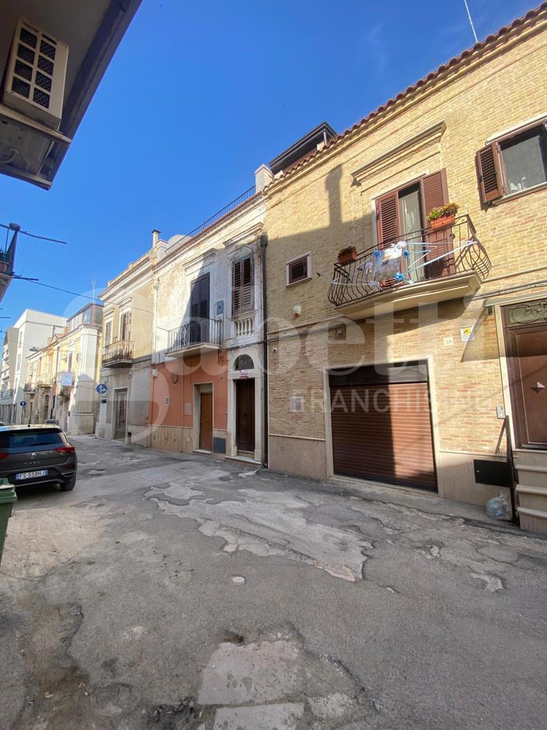 Casa indipendente, San Severo