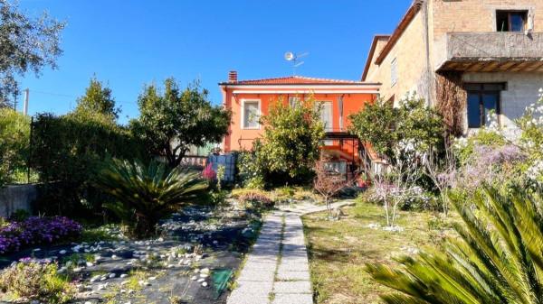 Terratetto unifamiliare in Via Gran Sasso 5, Silvi — foto 2 di 5