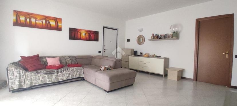 Trilocale in Via Padre Luigi Rosa 42, Lonate Pozzolo — foto 3 di 5