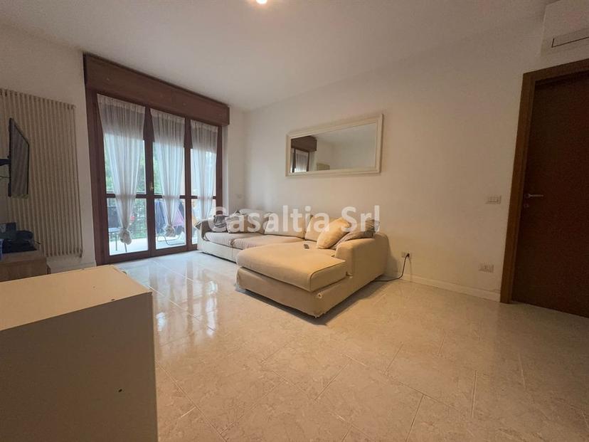 Trilocale in Via Cascina dei Prati 9, Milano