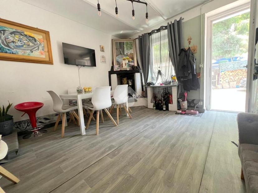 Casa indipendente in Frazione Quarto Superiore, Asti — foto 4 di 5
