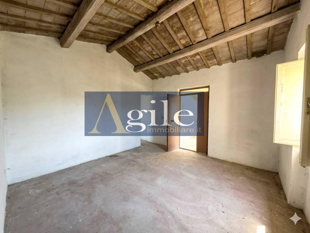 Trilocale in Via Fratte Grandi, Colonnella