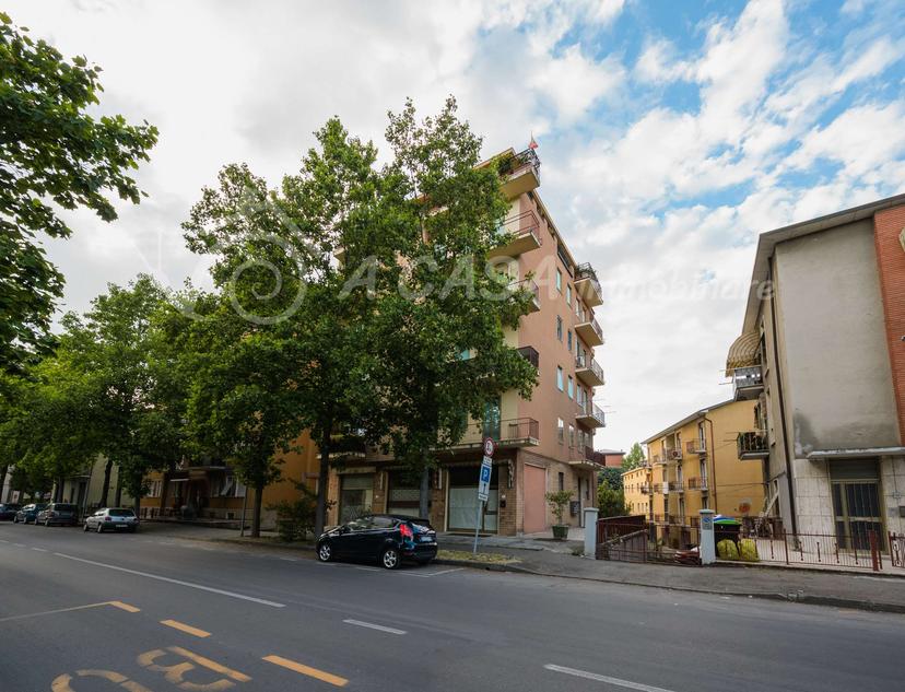 Trilocale in Viale del Lavoro 9, Salsomaggiore Terme — foto 3 di 5